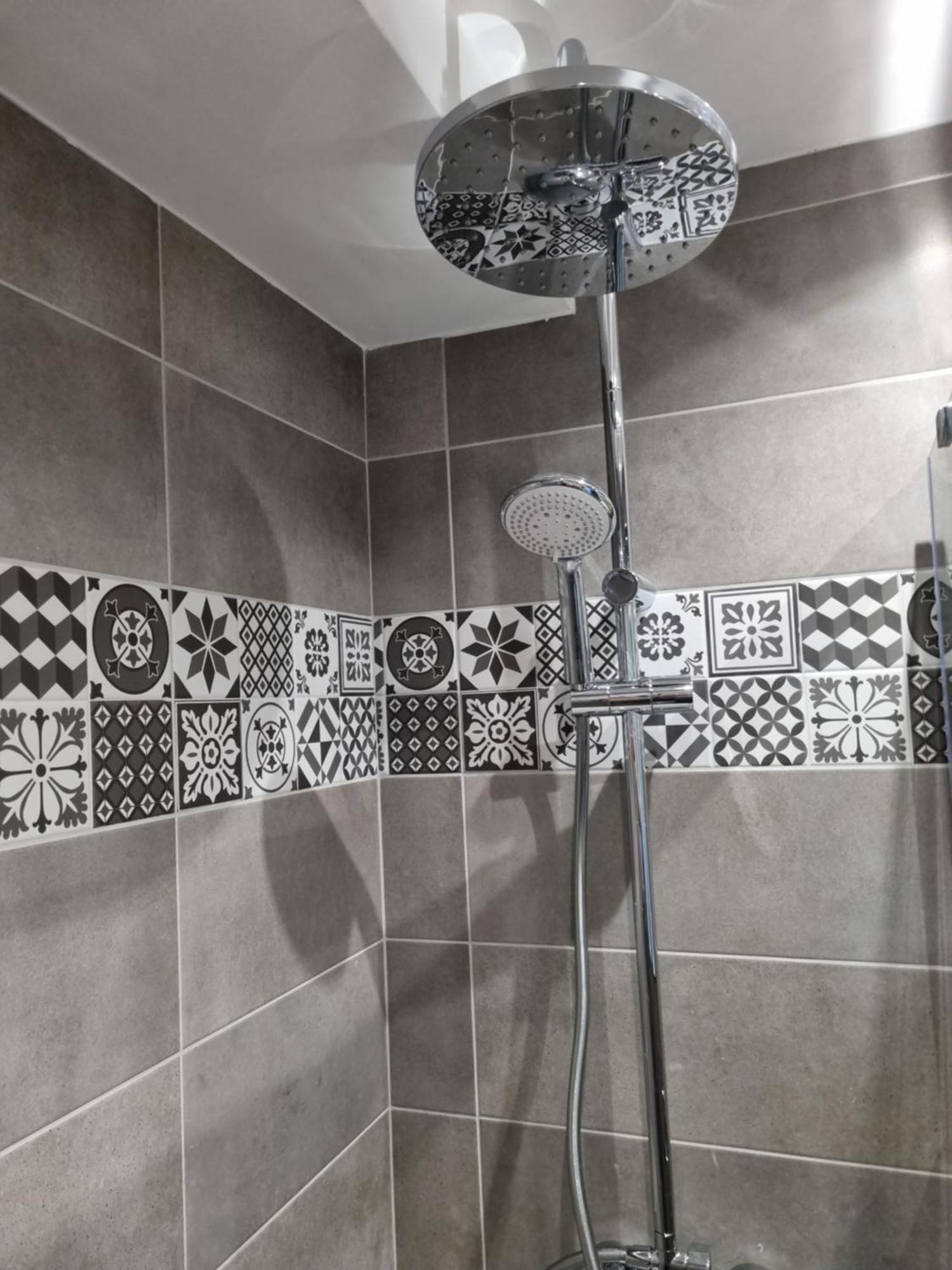Superbe T2 Tout Confort 3 Etoiles, Entierement Renove Avec Piscine, Parking, Clim, Wifi, Netflix 拉格朗德默特 外观 照片