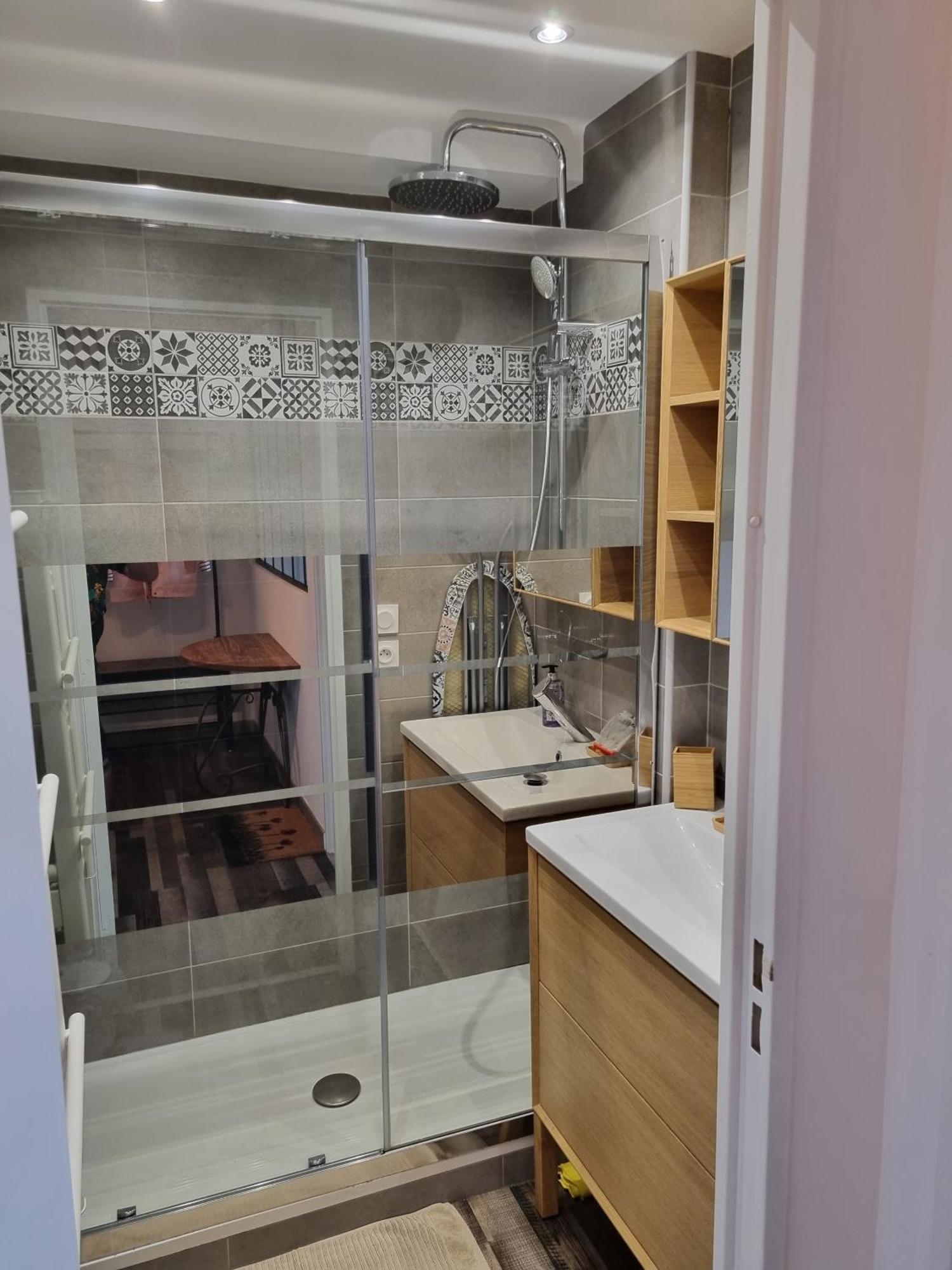 Superbe T2 Tout Confort 3 Etoiles, Entierement Renove Avec Piscine, Parking, Clim, Wifi, Netflix 拉格朗德默特 外观 照片